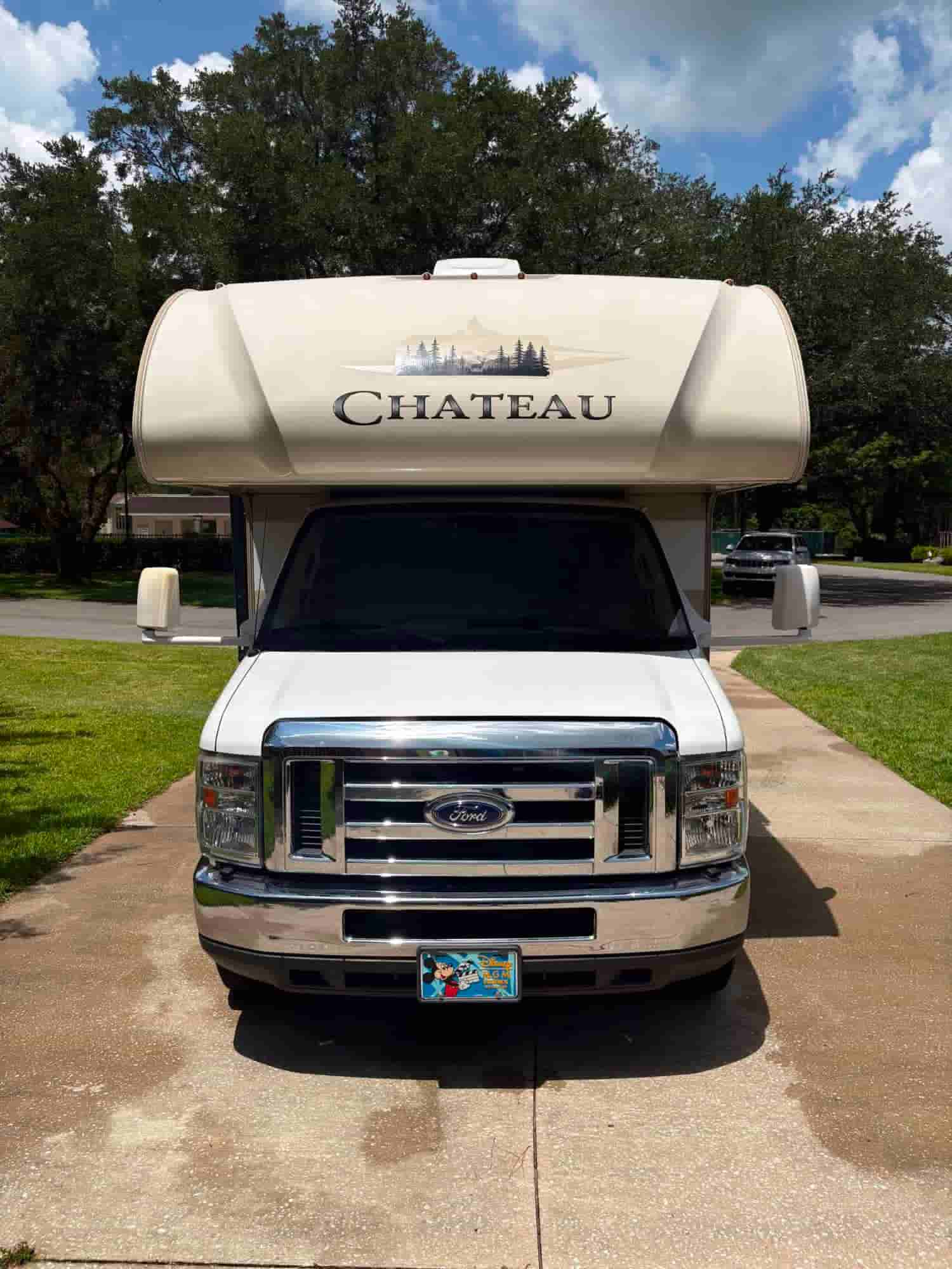 2019 29' Thor Motorcoach Chateau 28z For Sale In Orlando, Florida