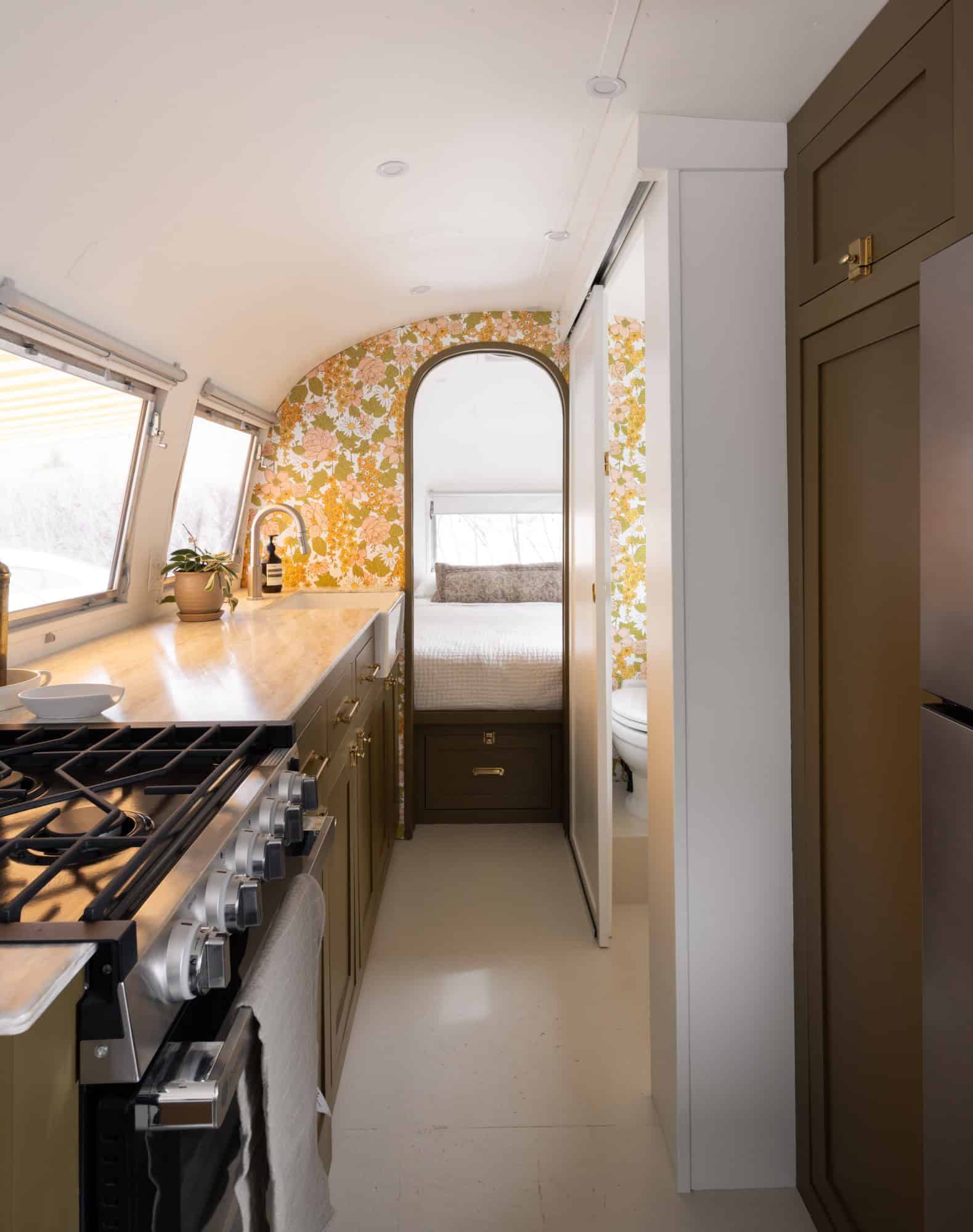 1965 26' Airstream Overlander For Sale In Bend, Oregon