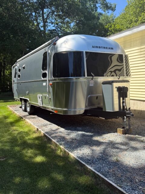 2024 25' Airstream Flying Cloud For Sale In Franklin, Massachusetts