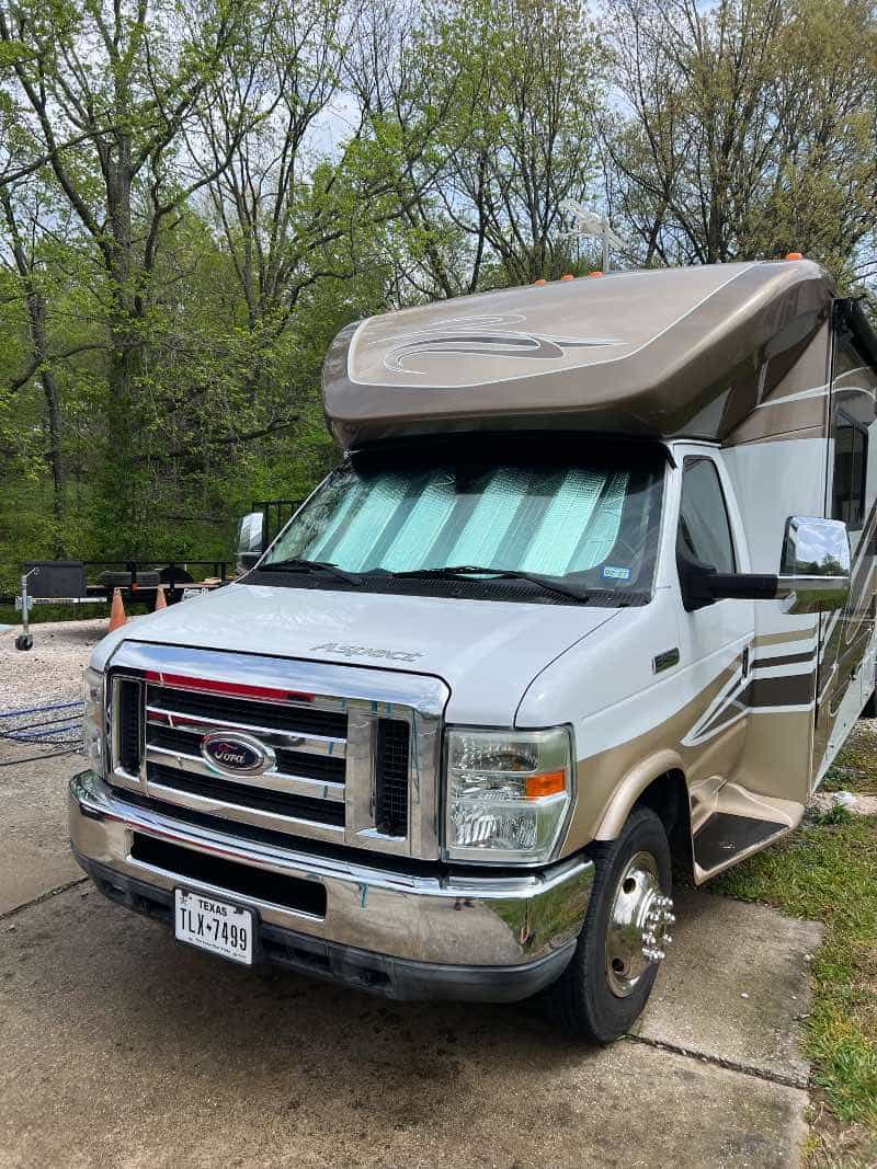 2011 31' Aspect 30C