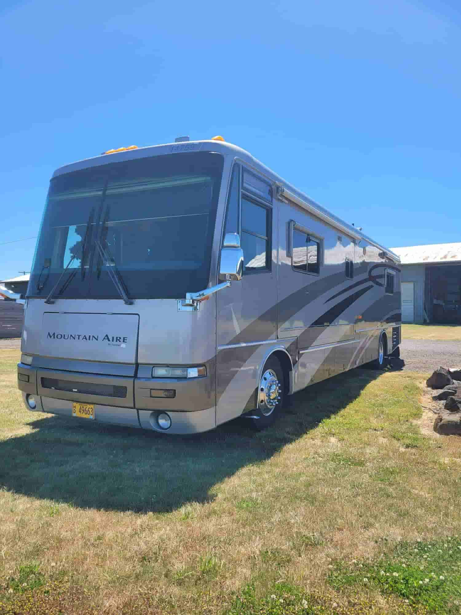 2001 40' Newmar Mountain Aire For Sale In Hillsboro, Oregon