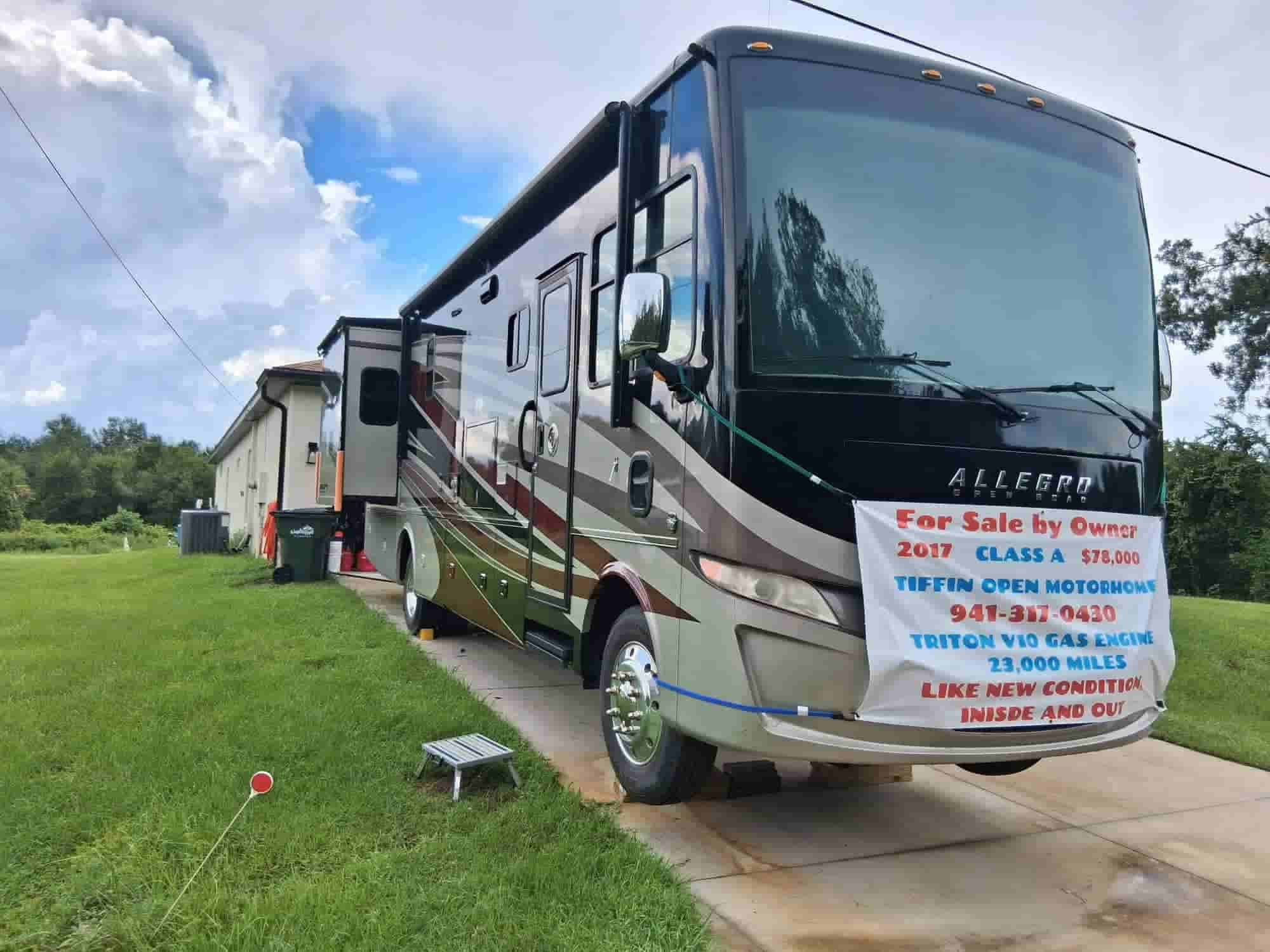 2017 34' Tiffin Allegro 32SA For Sale In North Port, Florida