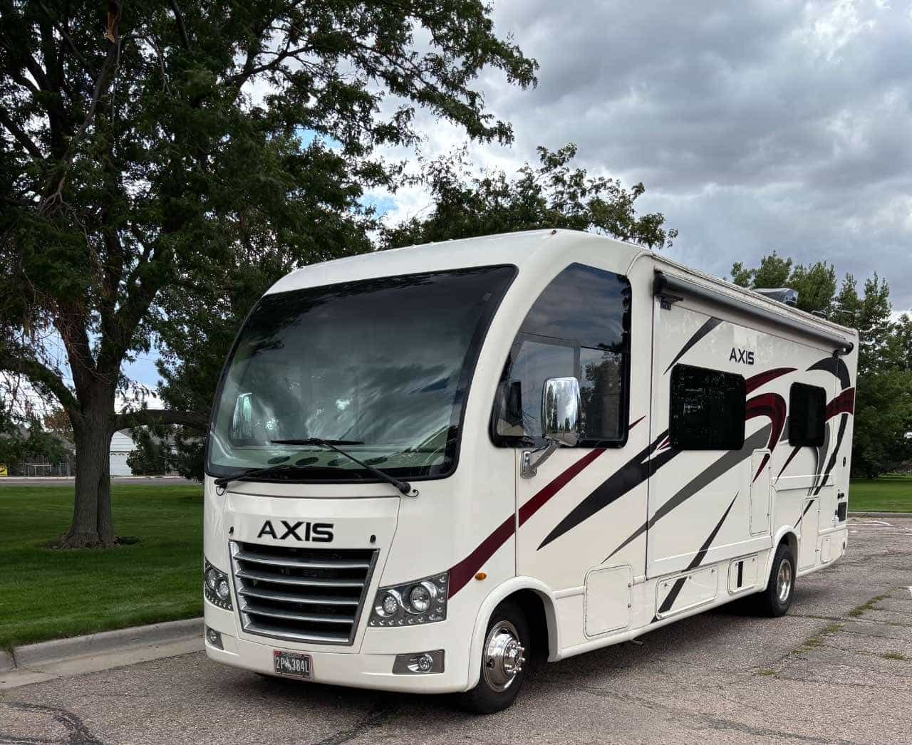 2021 25' Axis 25.6