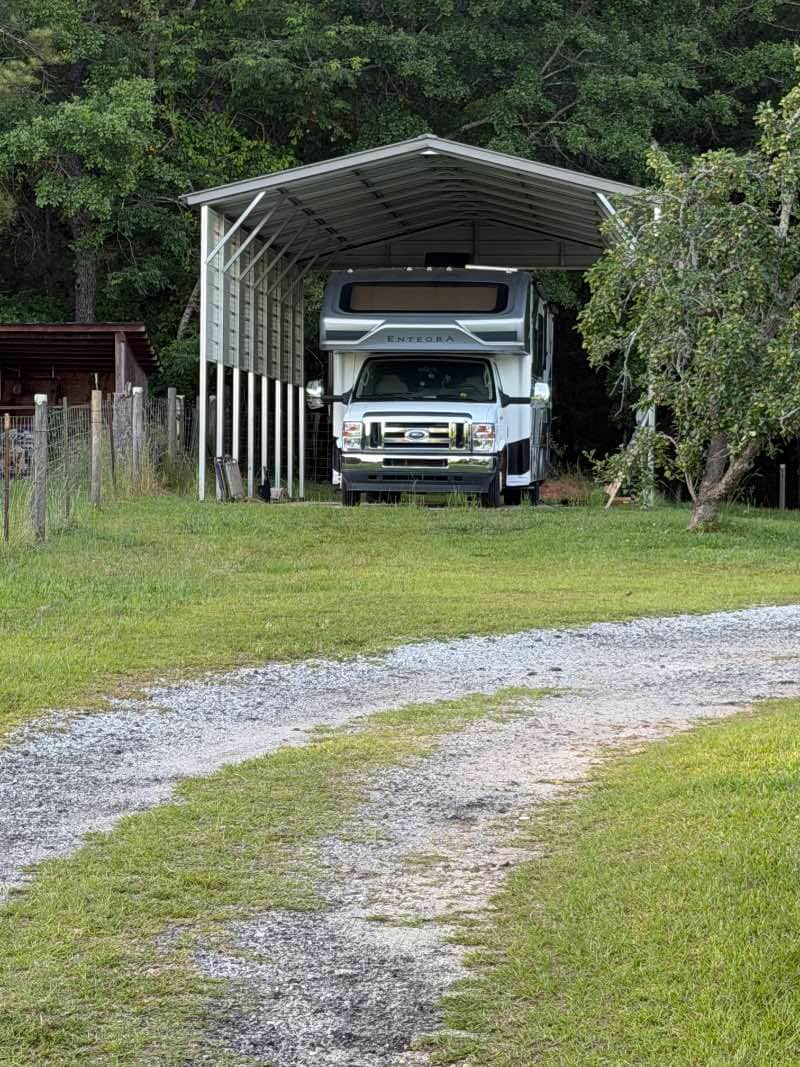 2023 Entegra Coach Esteem 29v 32'