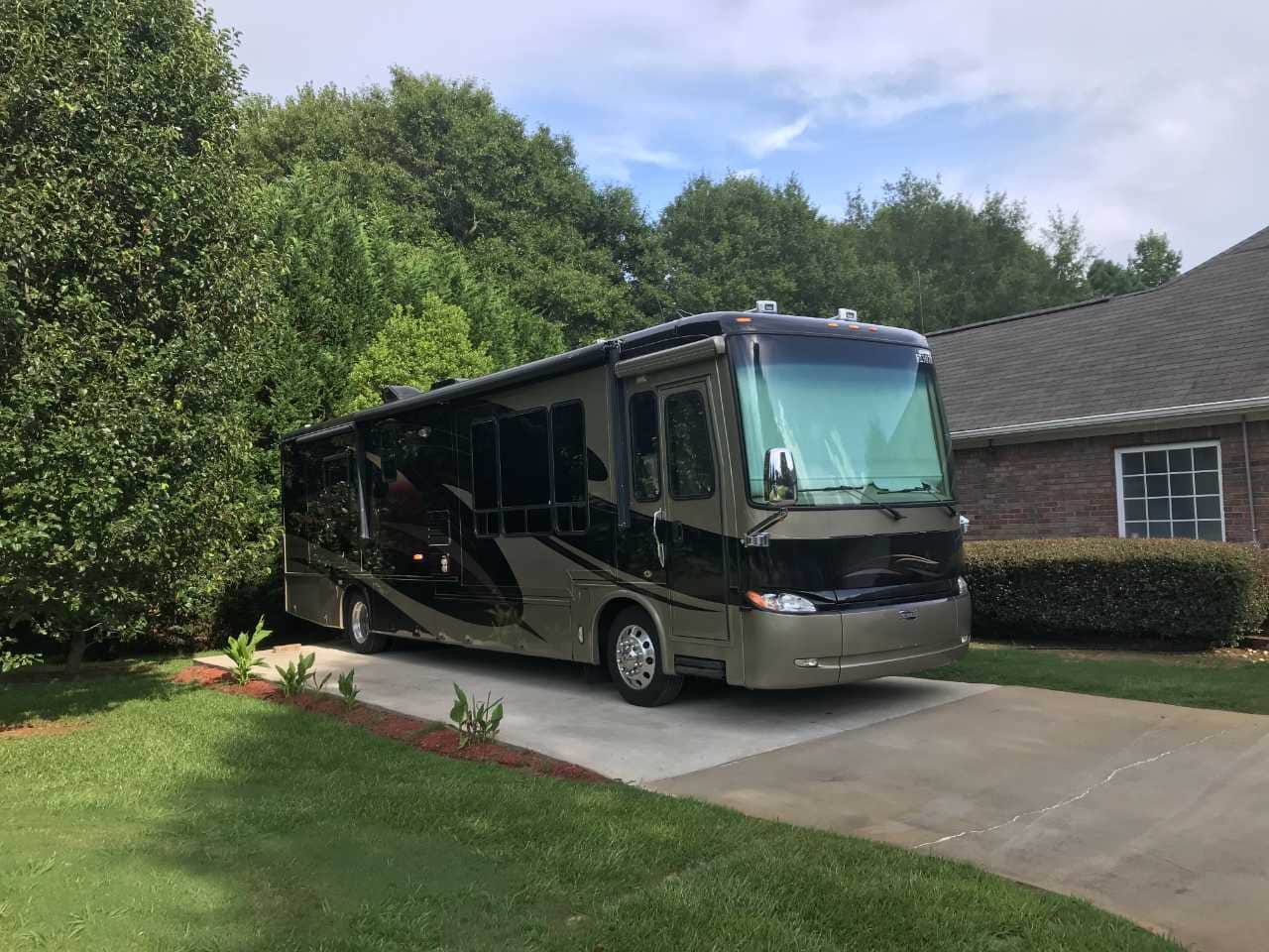 2008 Newmar Kountry Star 39'