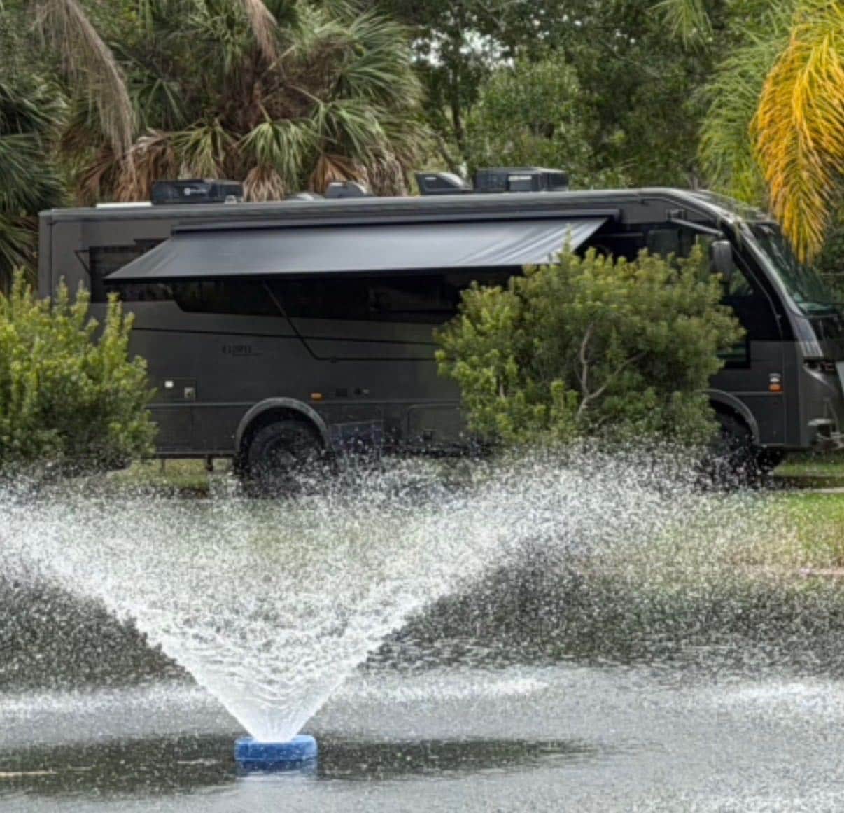 2026 Coachmen Euro 25TB 28'