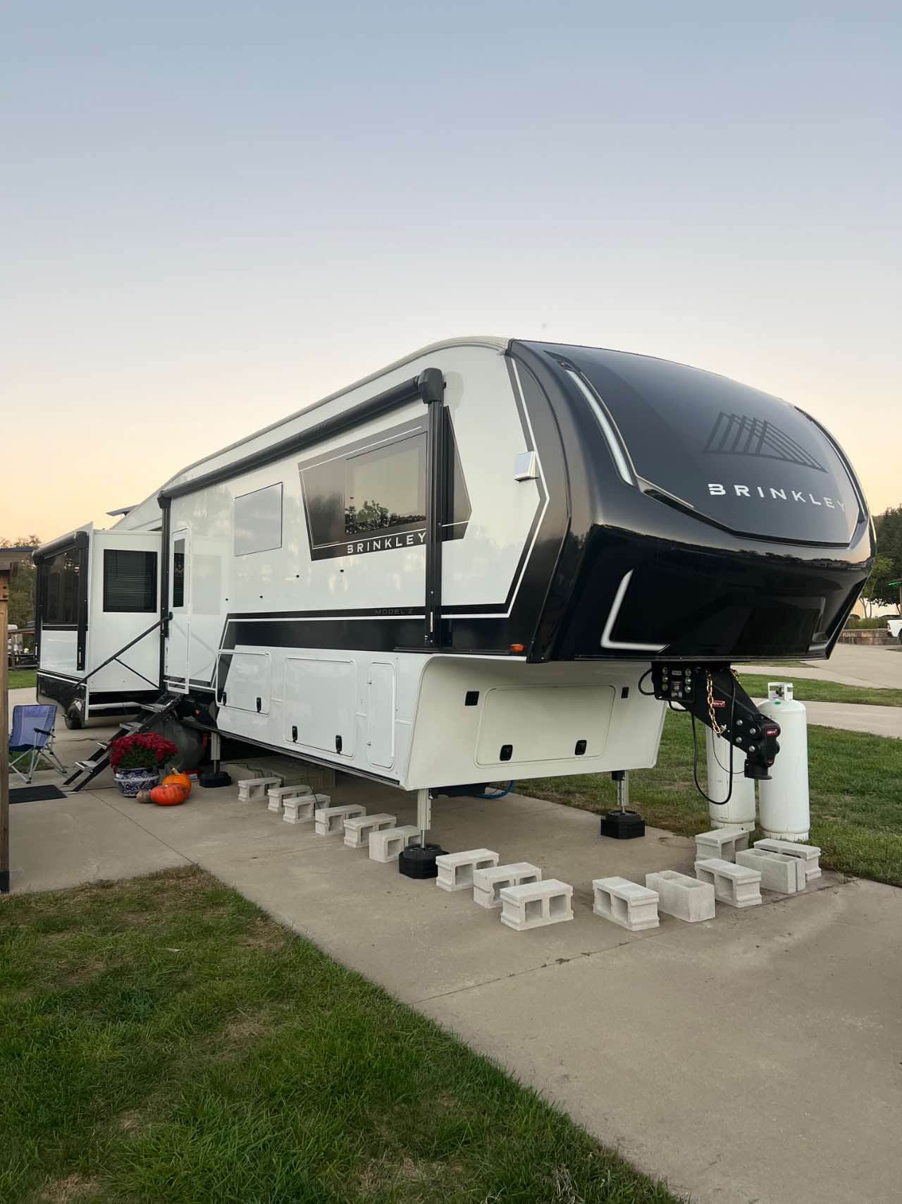2026 Brinkley Z 3610 42'