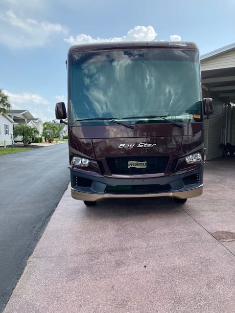 2020 Newmar Baystar 31'